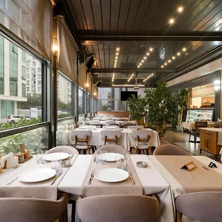 Park By Radisson Atasehir 4* Istanboel