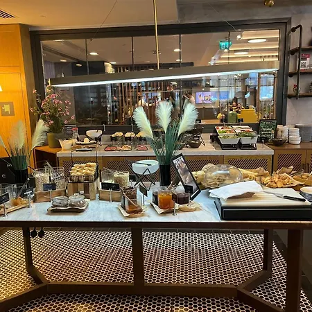 Hotel Park By Radisson Atasehir