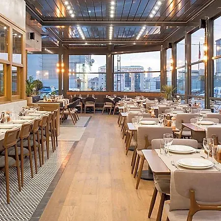 Hotel Park By Radisson Atasehir