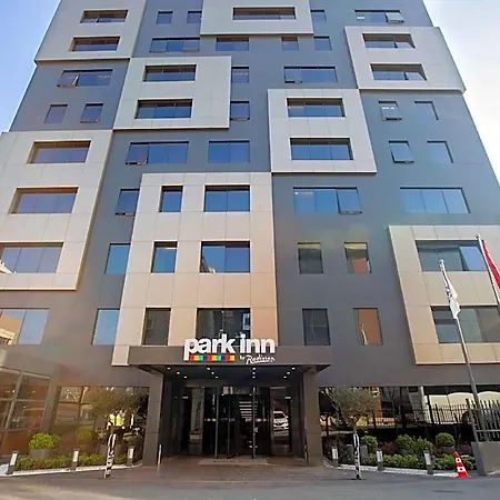 Park By Radisson Atasehir 4*