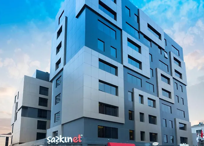 Park By Radisson Atasehir Hotel 4*