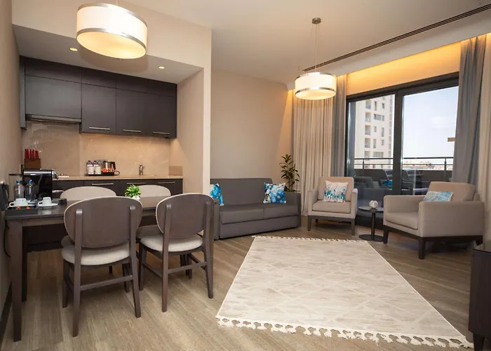 Park By Radisson Atasehir 4*