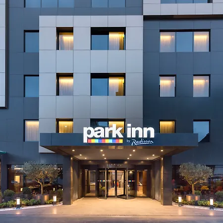 מלון Park By Radisson Atasehir 4*