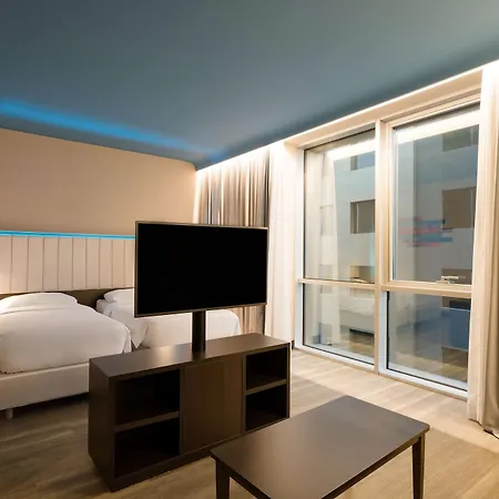 מלון Park By Radisson Atasehir