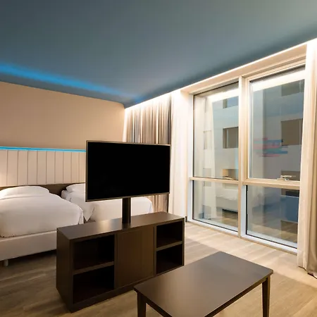 Park By Radisson Atasehir Стамбул